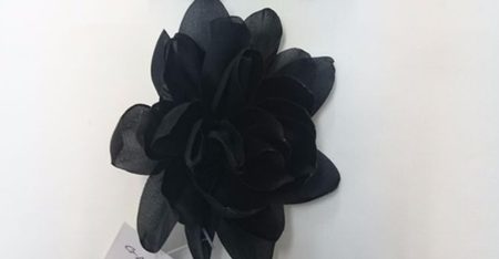 Corsage 3